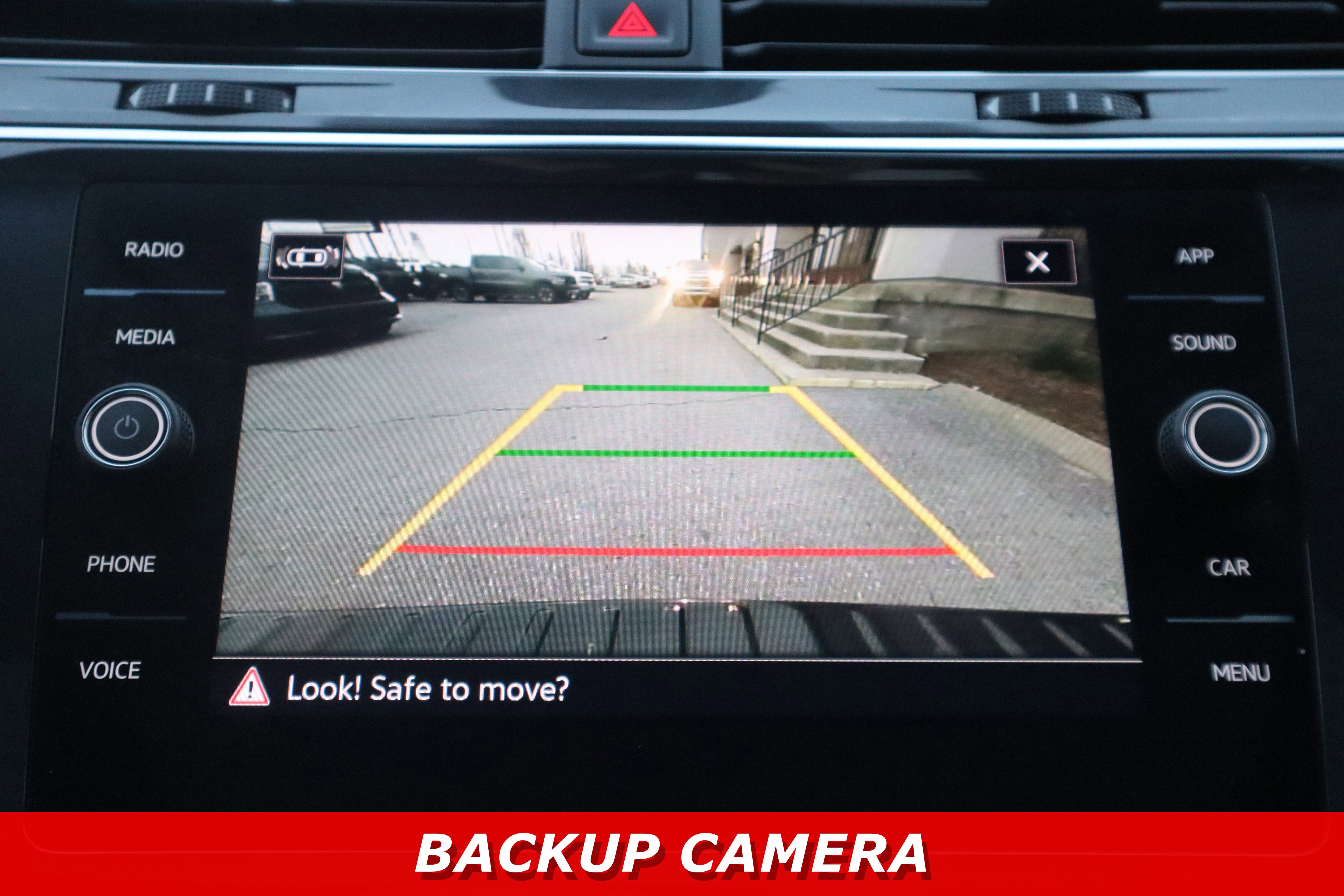 Used 2023 Volkswagen Tiguan SE R-Line image 19