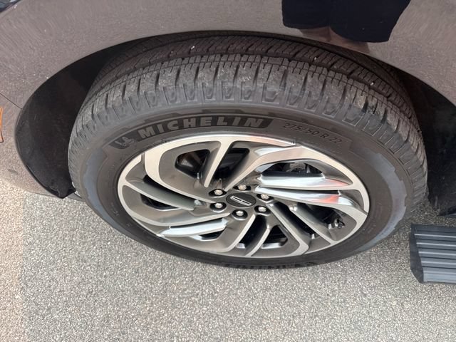Used 2025 Lincoln Navigator Reserve AWD/4WD image 19
