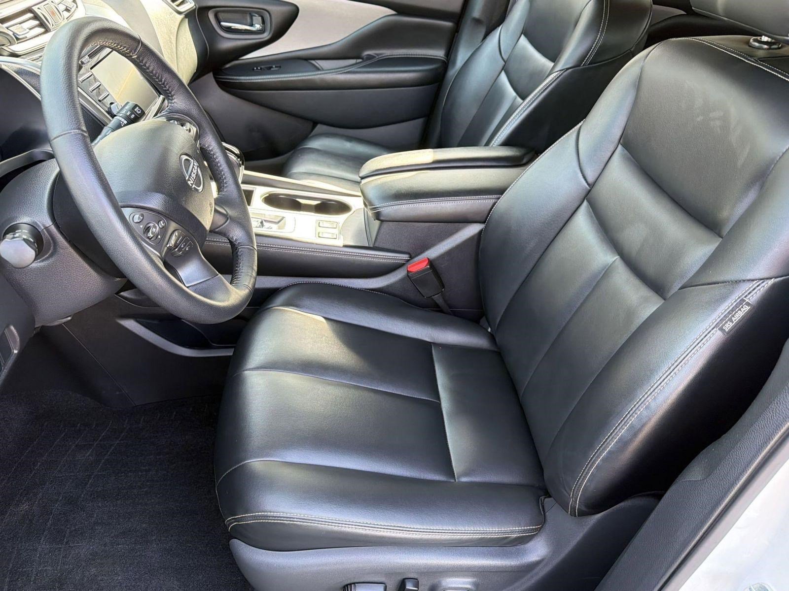 Used 2023 Nissan Murano SV w/ SV Midnight Edition Package image 5