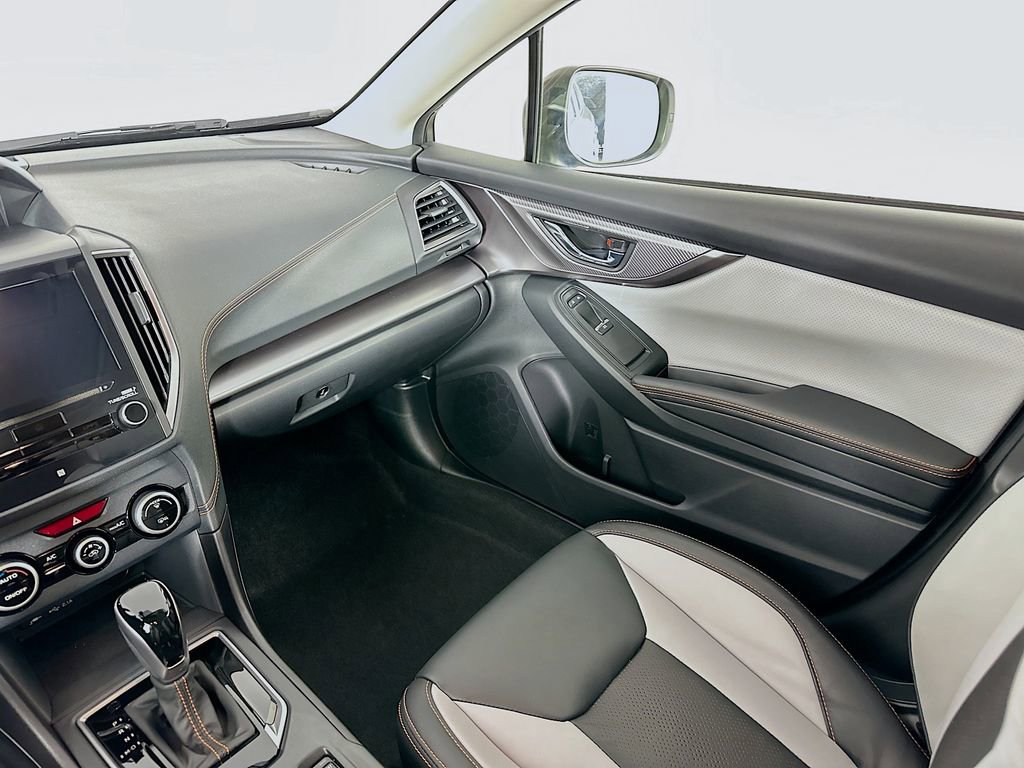 Certified 2023 Subaru Crosstrek 2.5i Limited w/ Moonroof Package image 31