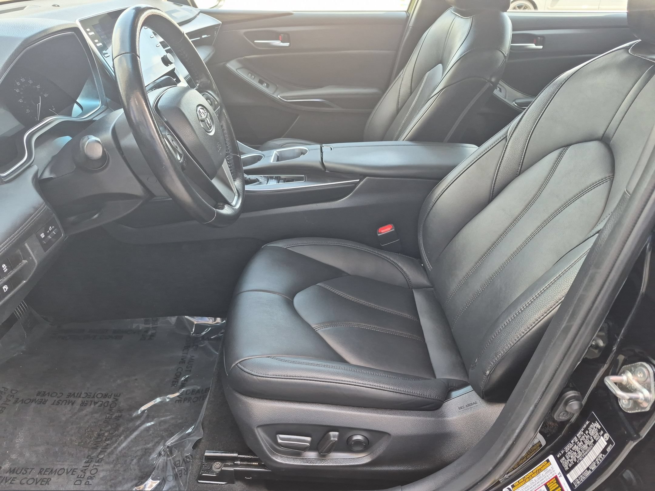 Used 2019 Toyota Avalon XLE w/ Moonroof Package FWD image 11
