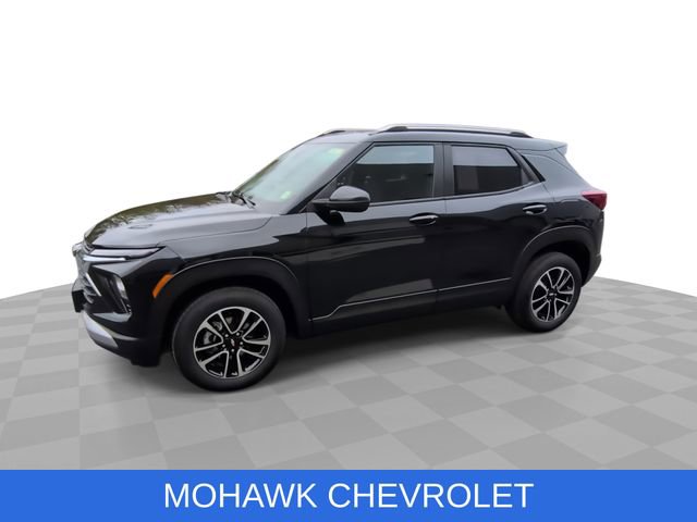 Used 2025 Chevrolet TrailBlazer LT AWD/4WD image 4