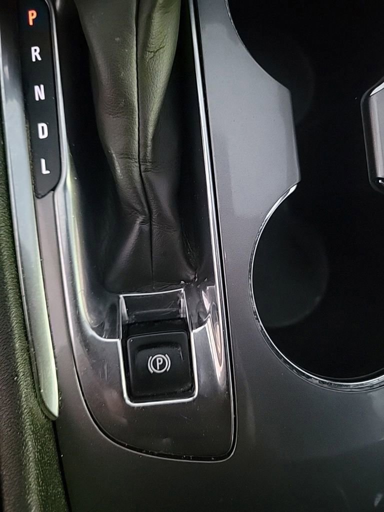 Used 2023 Chevrolet Malibu LT image 44