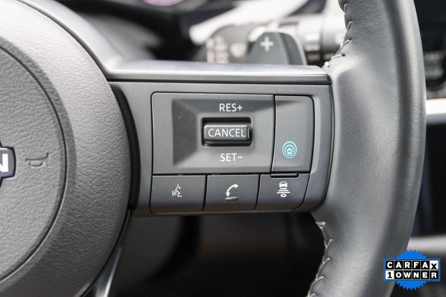 Used 2025 Nissan Pathfinder SV image 31