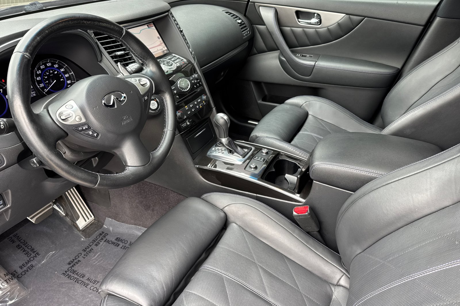Used 2017 INFINITI QX70 2WD w/ Premium Package image 9