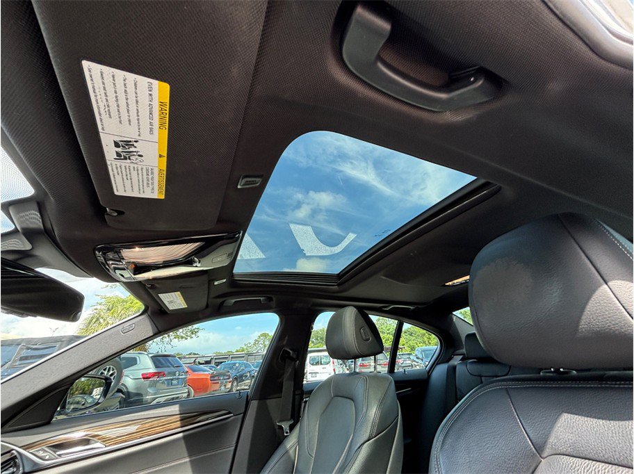 Used 2018 BMW 540i RWD image 37