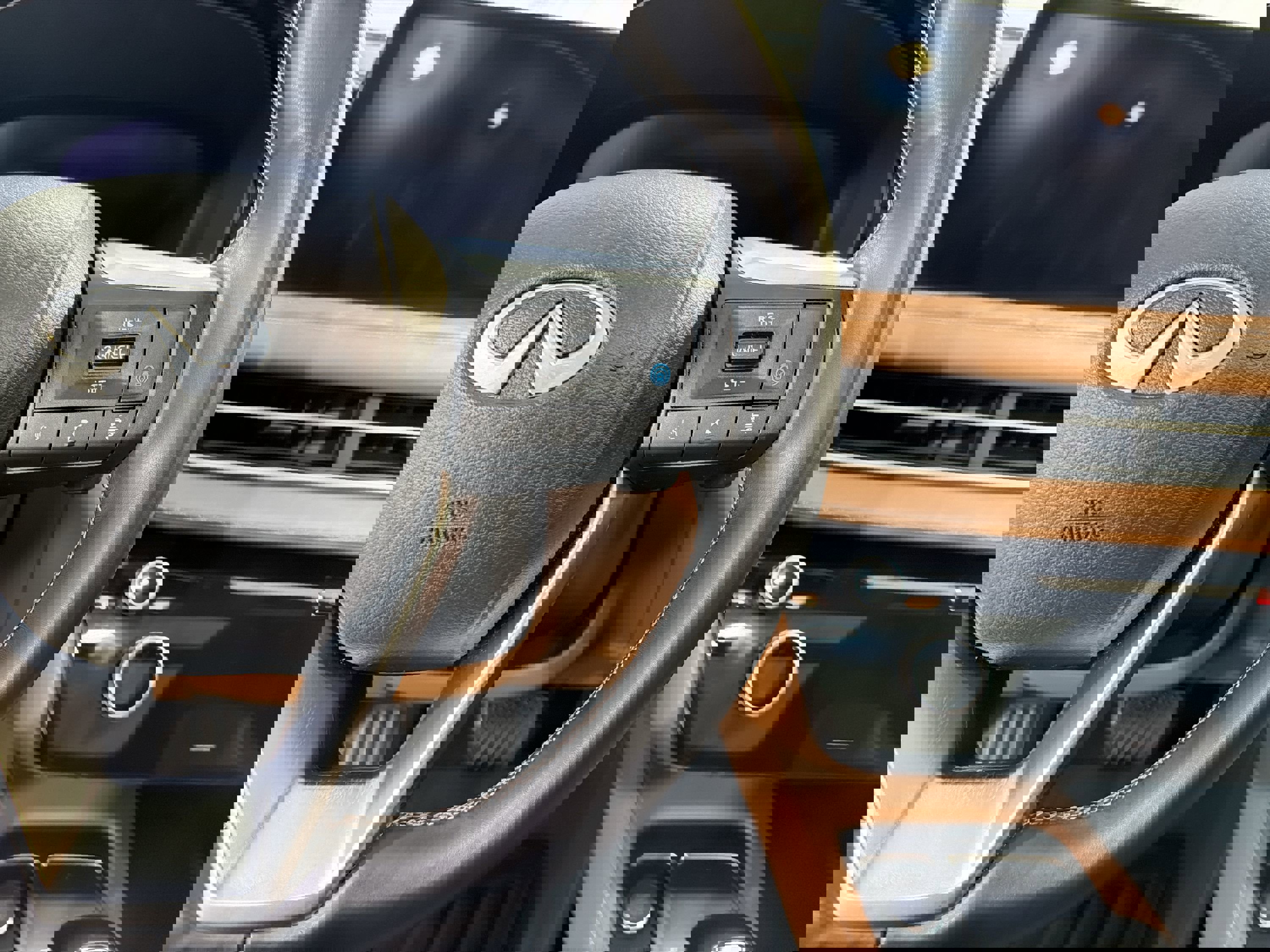 Used 2024 INFINITI QX60 Autograph w/ Cargo Package image 15