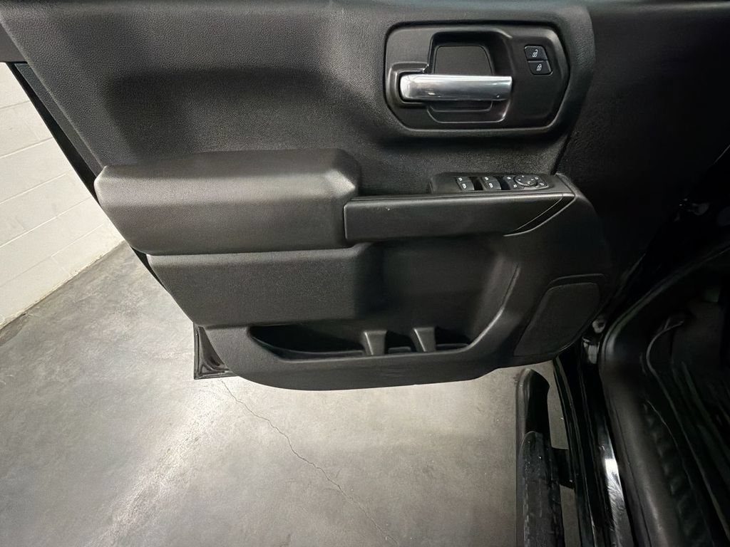 Used 2024 Chevrolet Silverado 2500 Custom w/ Custom Value Package AWD/4WD image 21