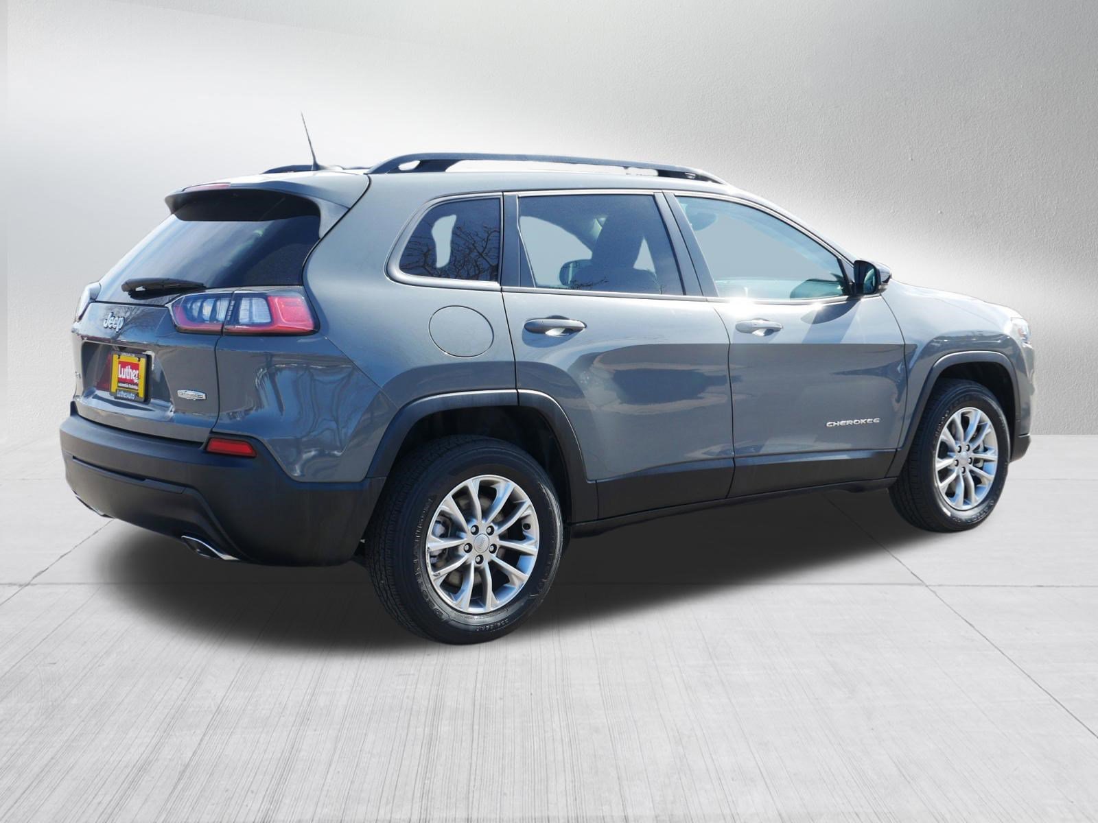 Used 2022 Jeep Cherokee Latitude Lux image 7