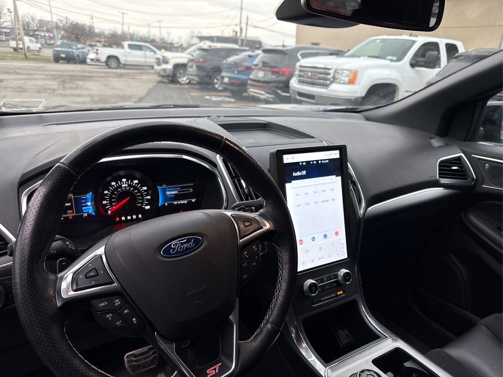 Used 2021 Ford Edge ST w/ Equipment Group 401A image 10