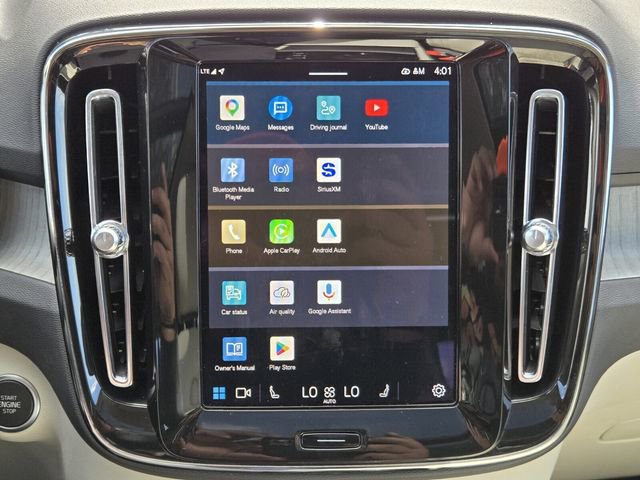 Certified 2024 Volvo XC40 B5 Plus AWD/4WD image 23