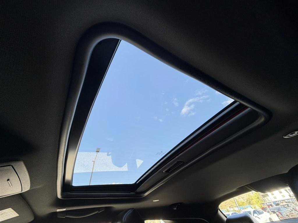 Used 2020 Dodge Challenger GT w/ Plus Package image 30