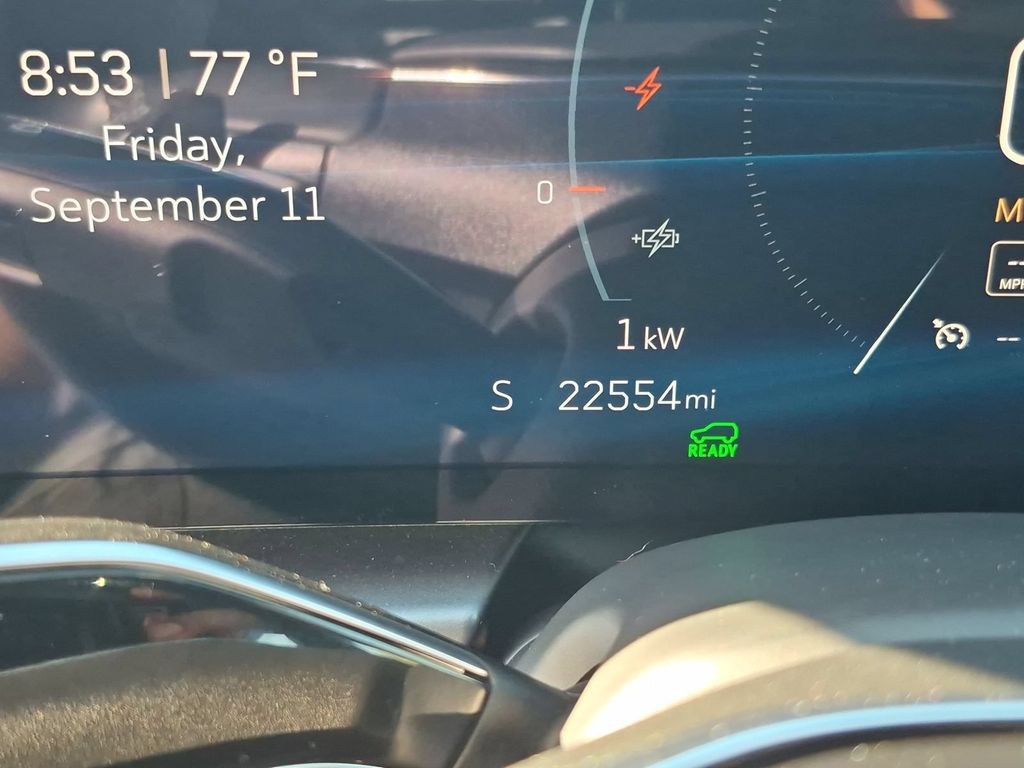 Certified 2024 Cadillac Lyriq Tech AWD/4WD image 4