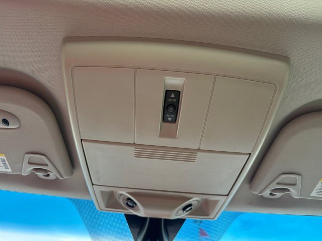 Used 2013 Dodge Journey Crew w/ Navigation & Sound Group I FWD image 21