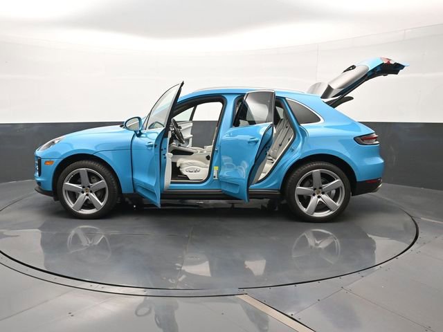 Certified 2019 Porsche Macan S AWD/4WD image 28