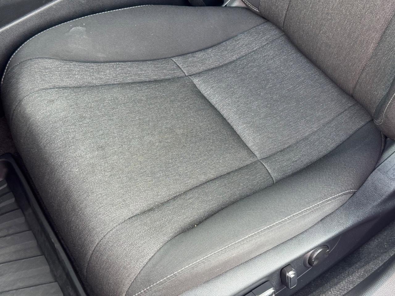 Used 2023 Honda Accord EX image 24