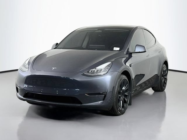 Used 2022 Tesla Model Y Long Range AWD/4WD image 3