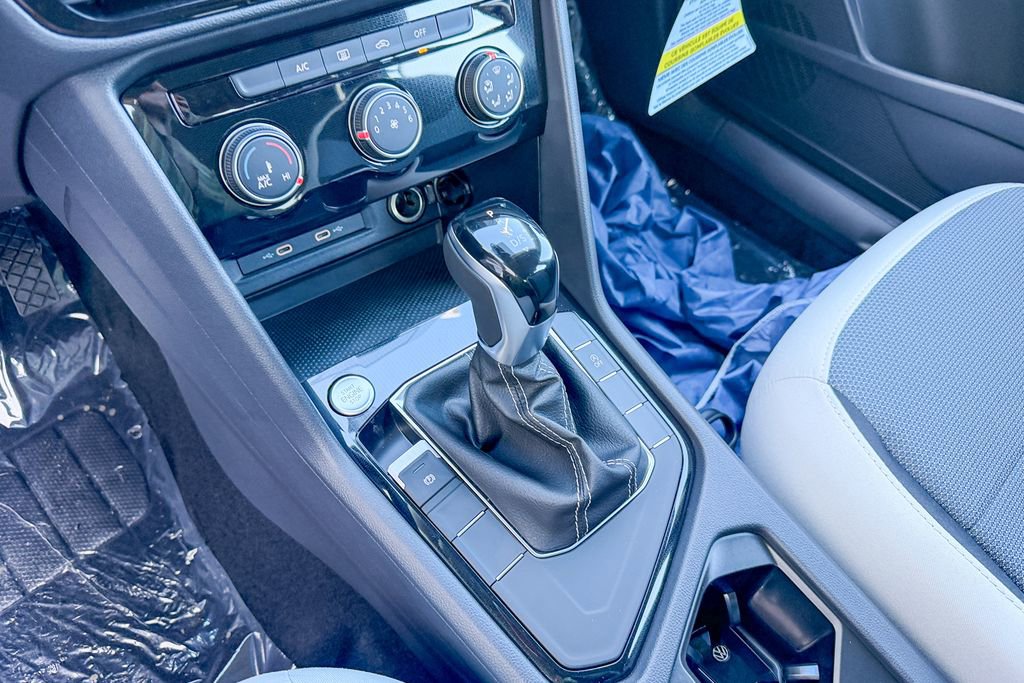 New 2026 Volkswagen Taos S image 19