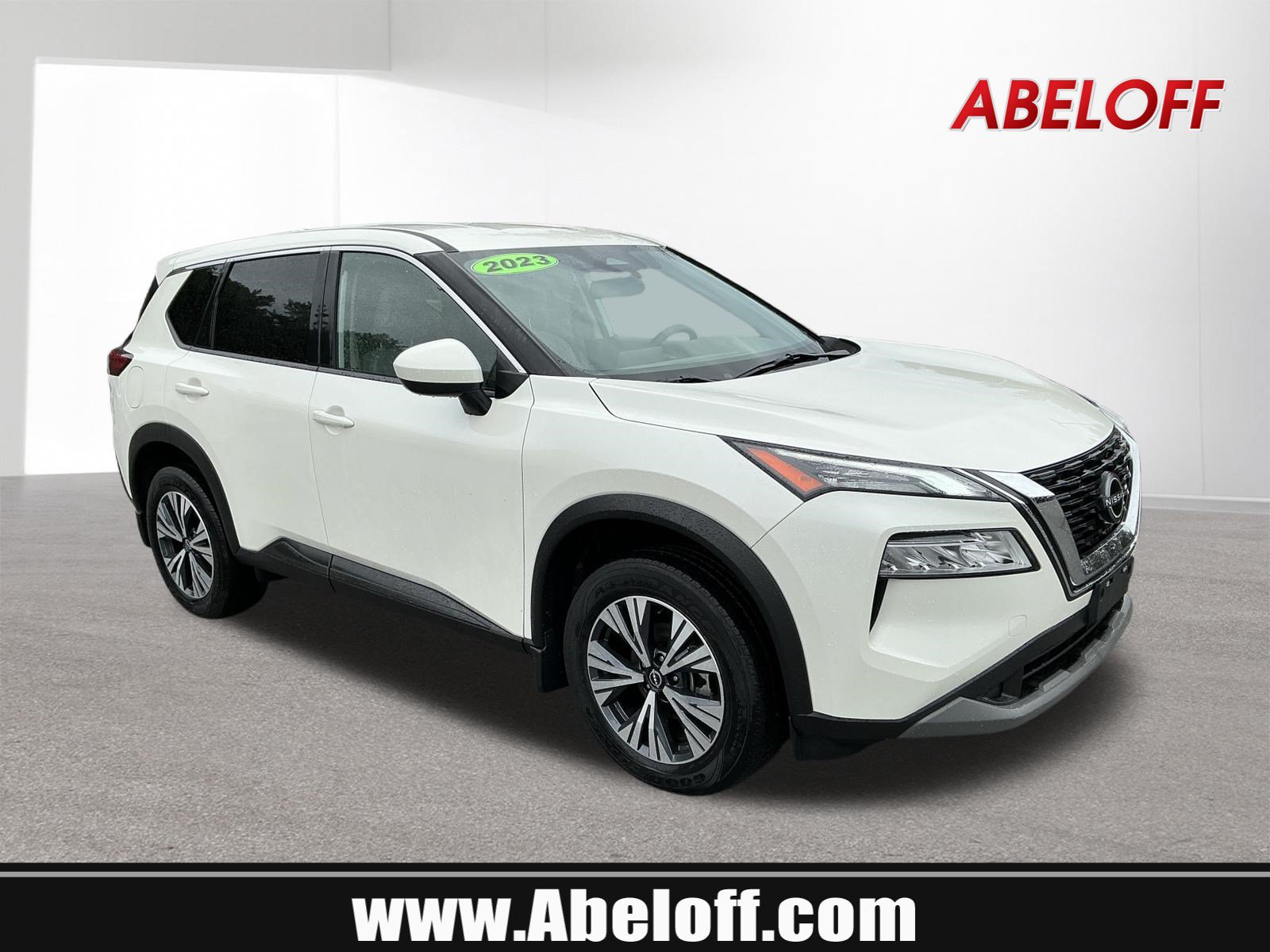 Used 2023 Nissan Rogue SV