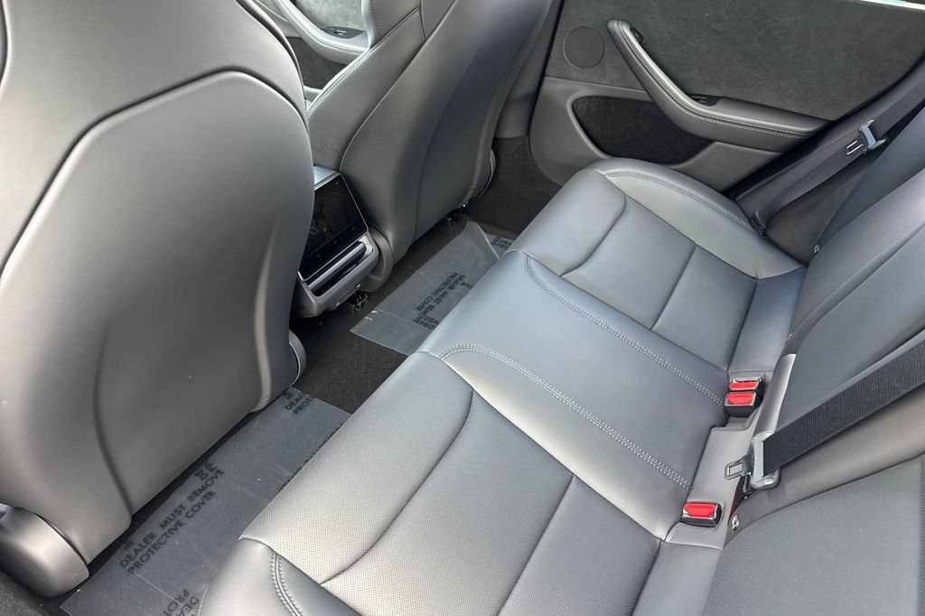 Used 2025 Tesla Model 3 Performance AWD/4WD image 11