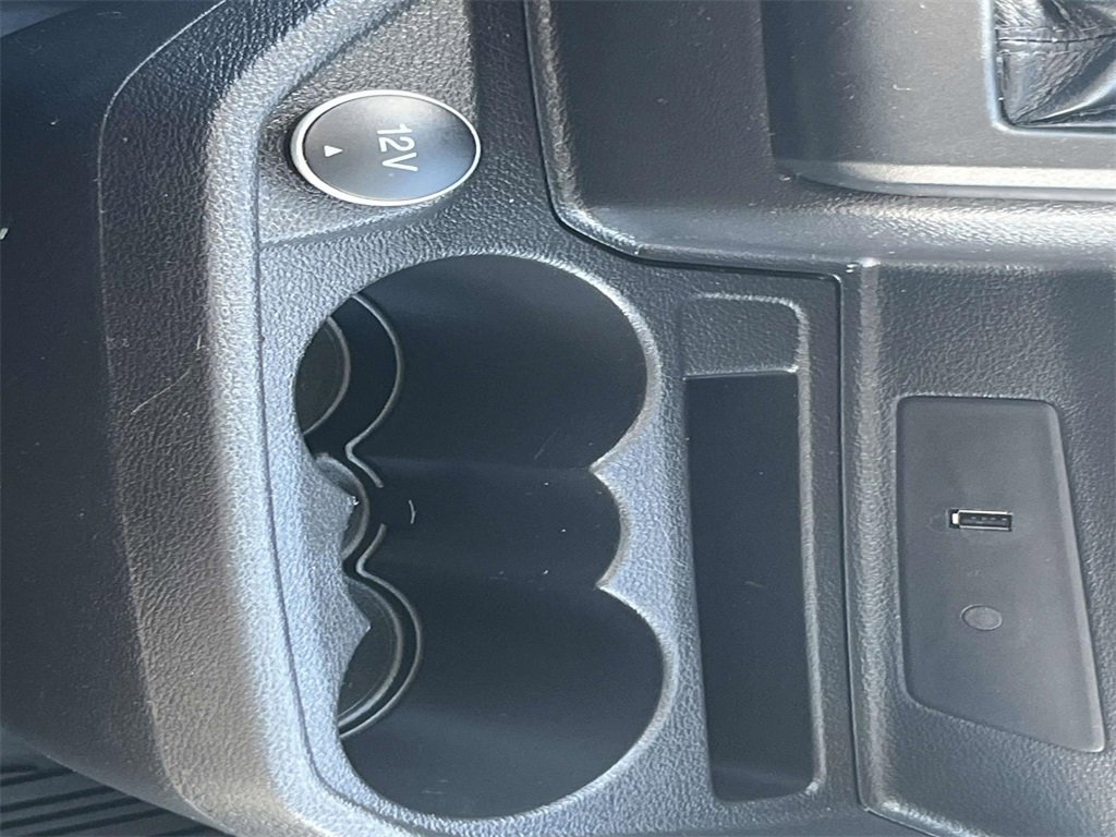 Used 2019 Ford Transit 150 XLT image 19
