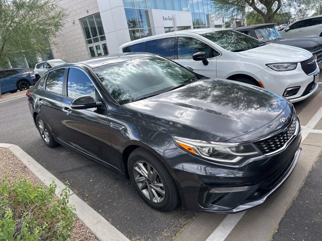 Used 2019 Kia Optima LX FWD image 2