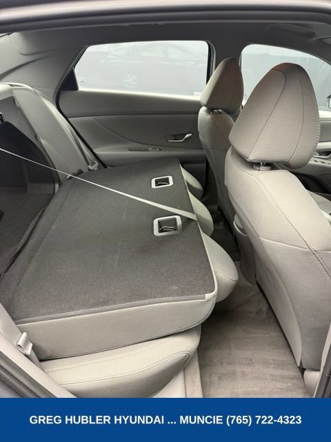 Used 2023 Hyundai Elantra SE FWD image 57
