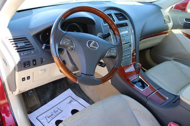Used 2010 Lexus ES 350 image 2