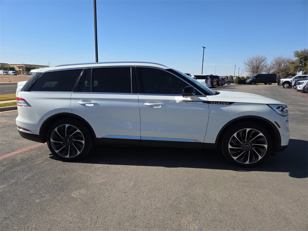 Certified 2022 Lincoln Aviator Reserve w/ Equipment Group 201A image 5