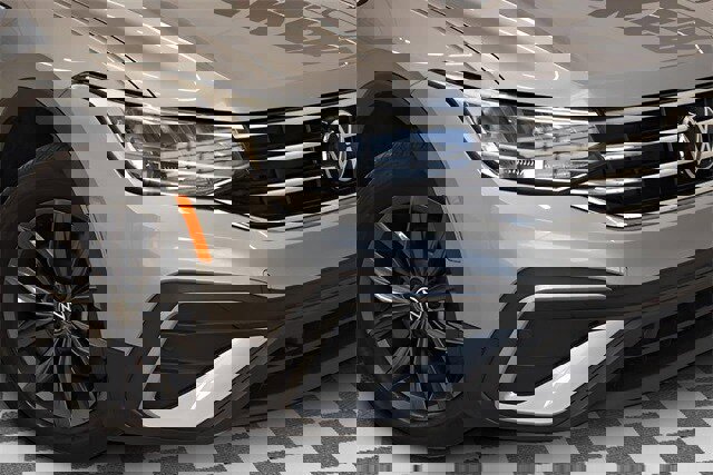 Used 2022 Volkswagen Tiguan SE image 25