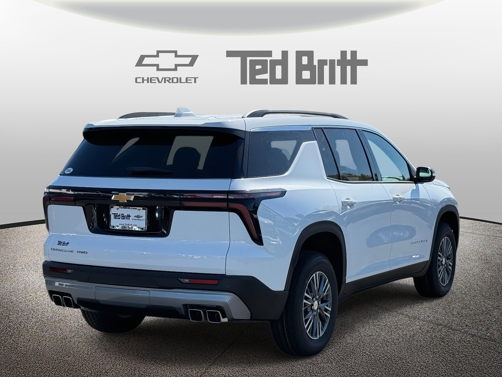 New 2026 Chevrolet Traverse LT image 4
