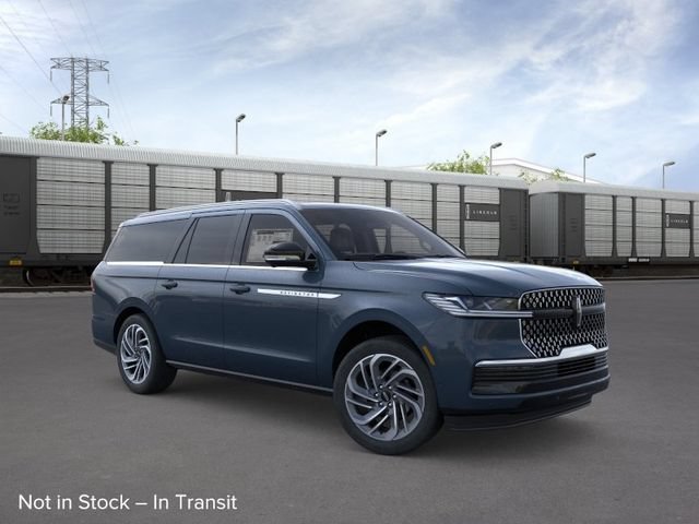New 2026 Lincoln Navigator L Reserve AWD/4WD image 8