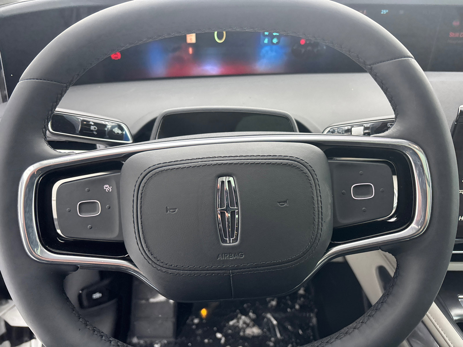 New 2026 Lincoln Nautilus Reserve AWD/4WD image 16
