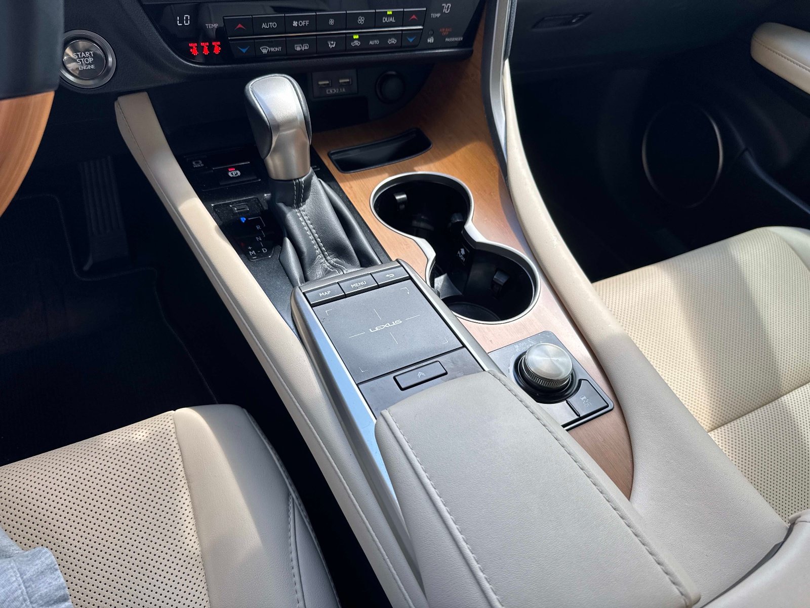 Certified 2022 Lexus RX 350 FWD w/ Premium Package image 27