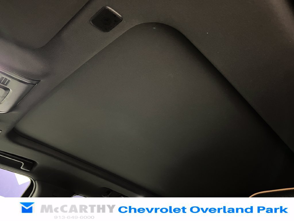 Used 2022 GMC Yukon XL AT4 AWD/4WD image 27