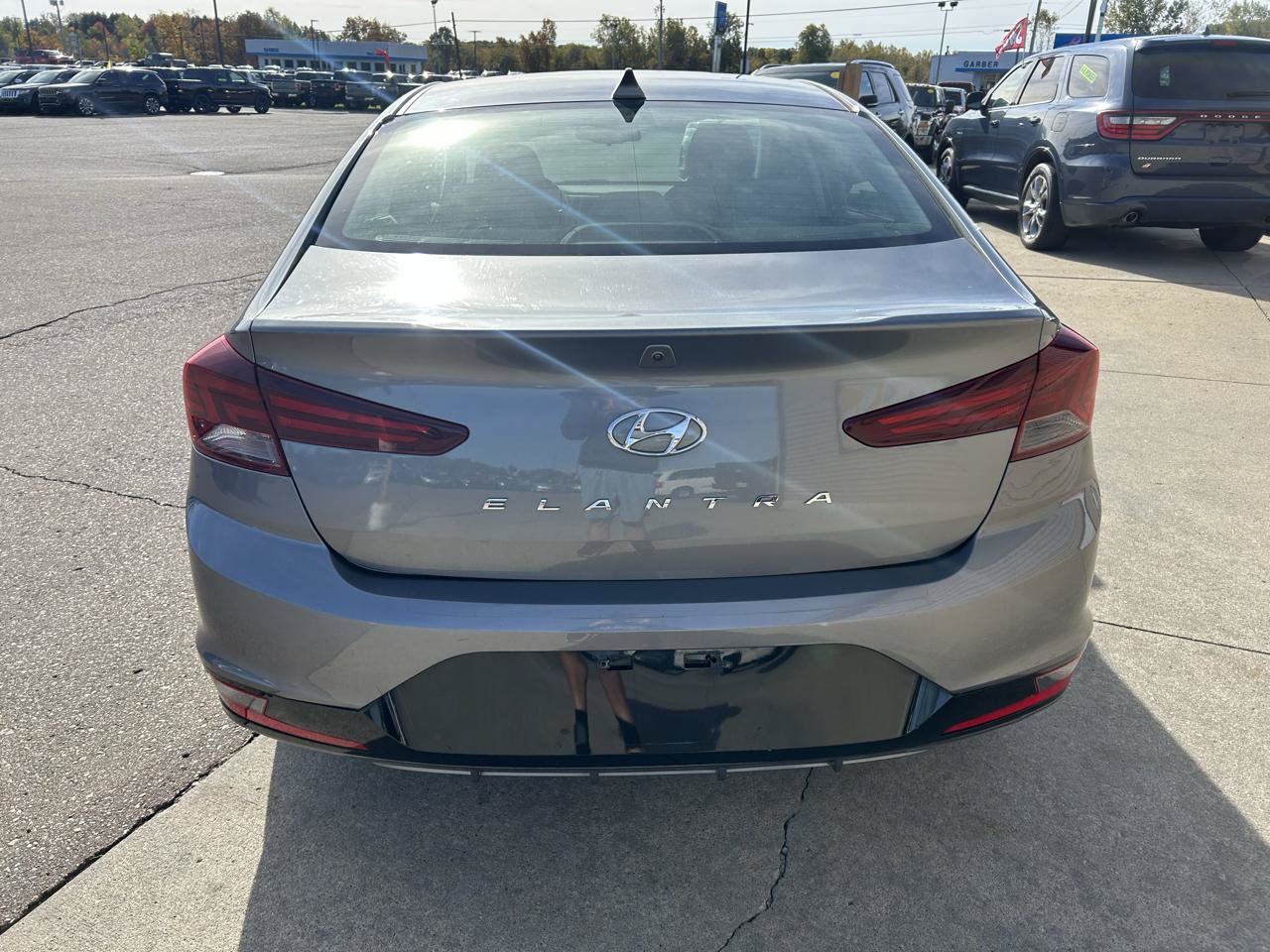 Used 2019 Hyundai Elantra Value Edition FWD image 6
