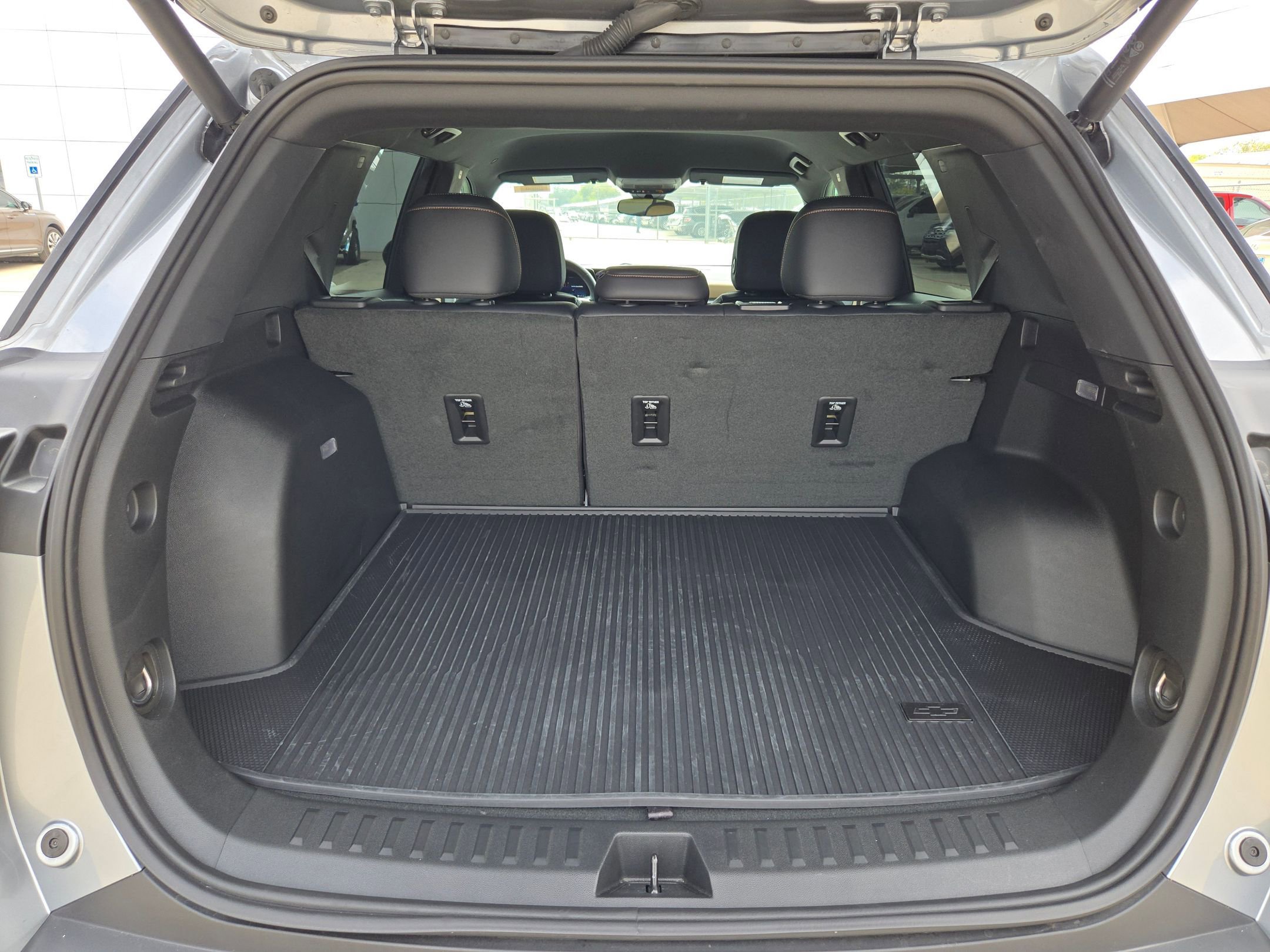 Certified 2026 Chevrolet Equinox ACTIV w/ Convenience Package III image 24