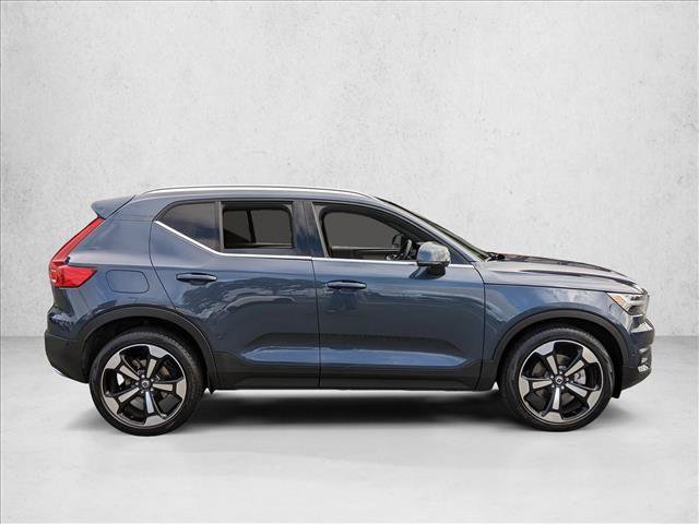 Used 2019 Volvo XC40 T5 Inscription AWD/4WD image 4