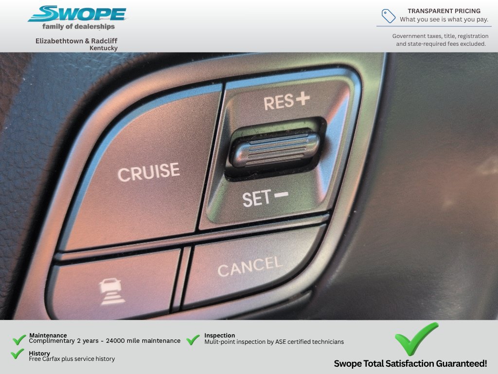 Used 2017 Hyundai Santa Fe Limited AWD/4WD image 25