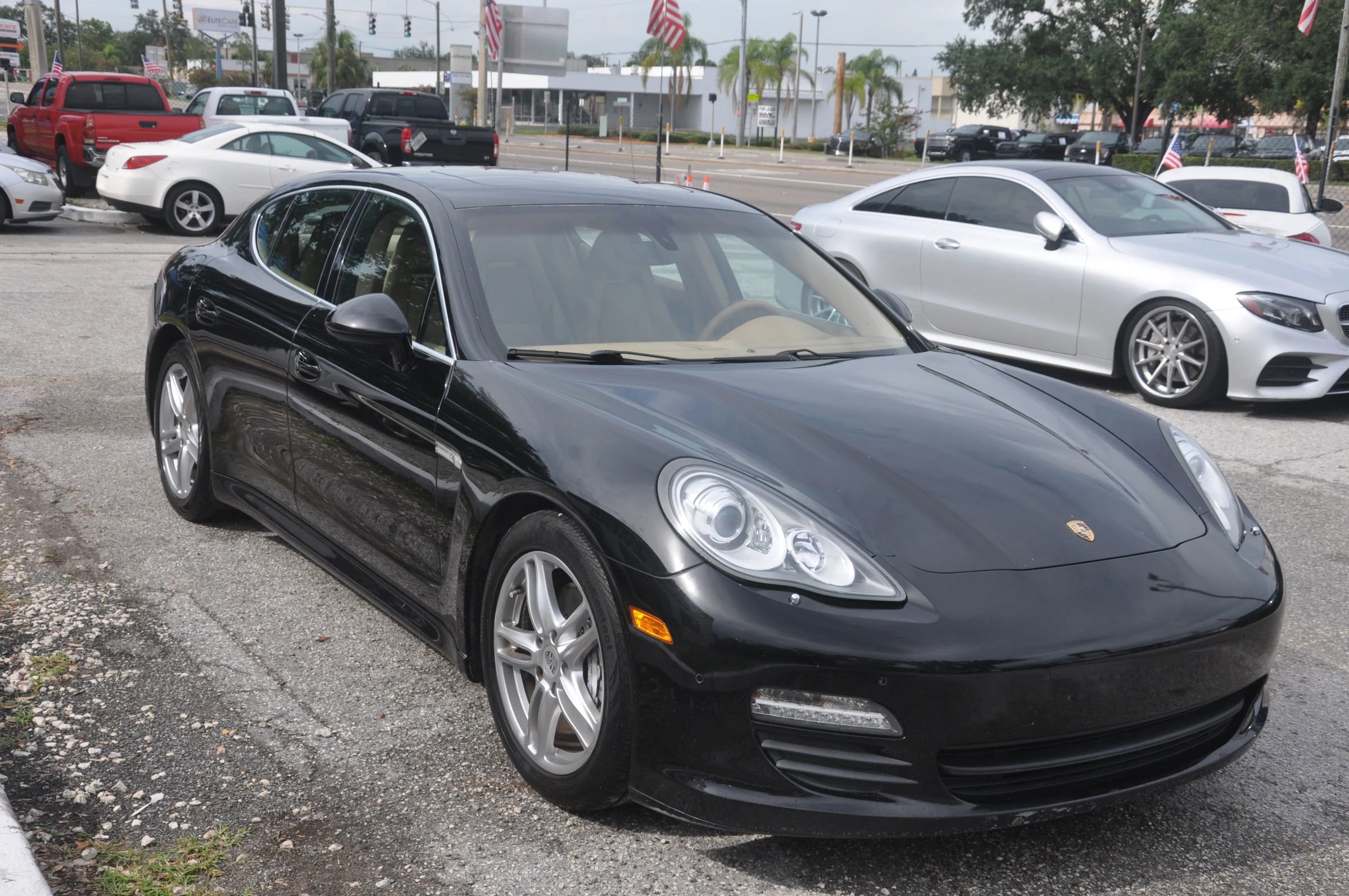 Used 2013 Porsche Panamera 4S image 12