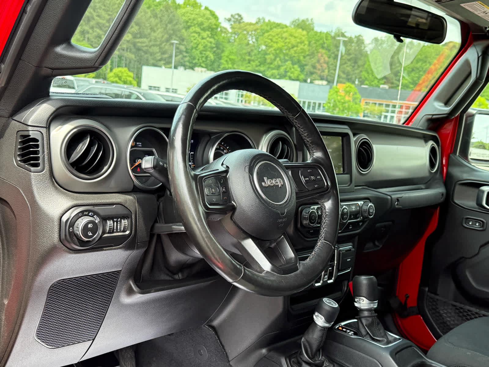Used 2021 Jeep Gladiator Sport AWD/4WD image 14