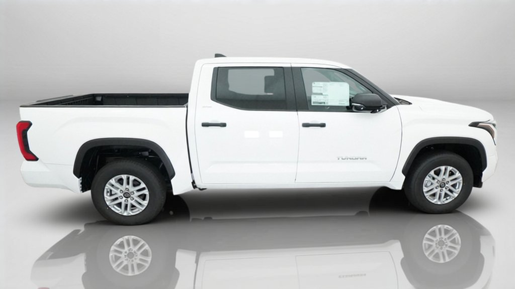 New 2026 Toyota Tundra SR5 w/ SR5 Convenience Package RWD image 14