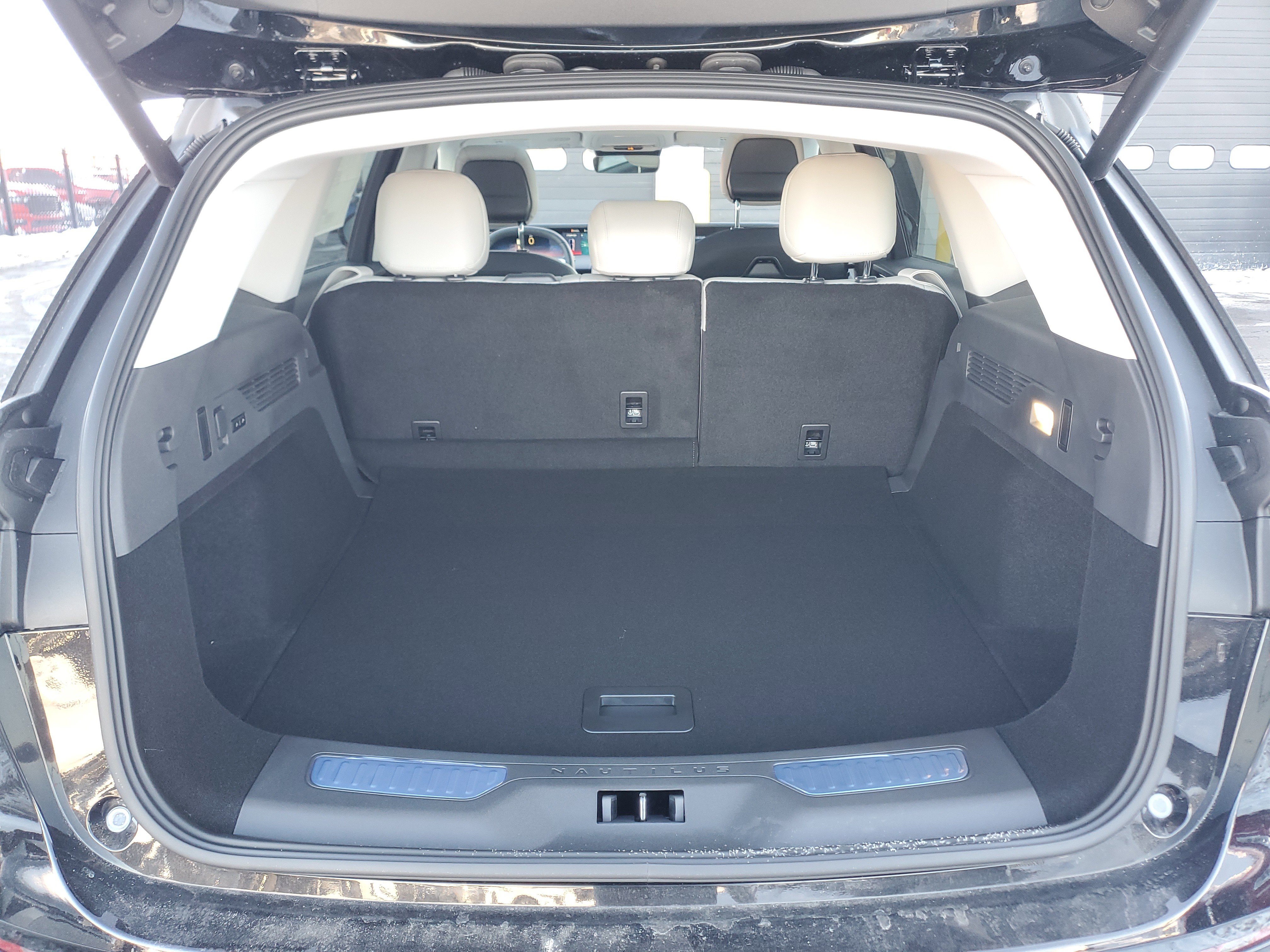 New 2026 Lincoln Nautilus Reserve image 32