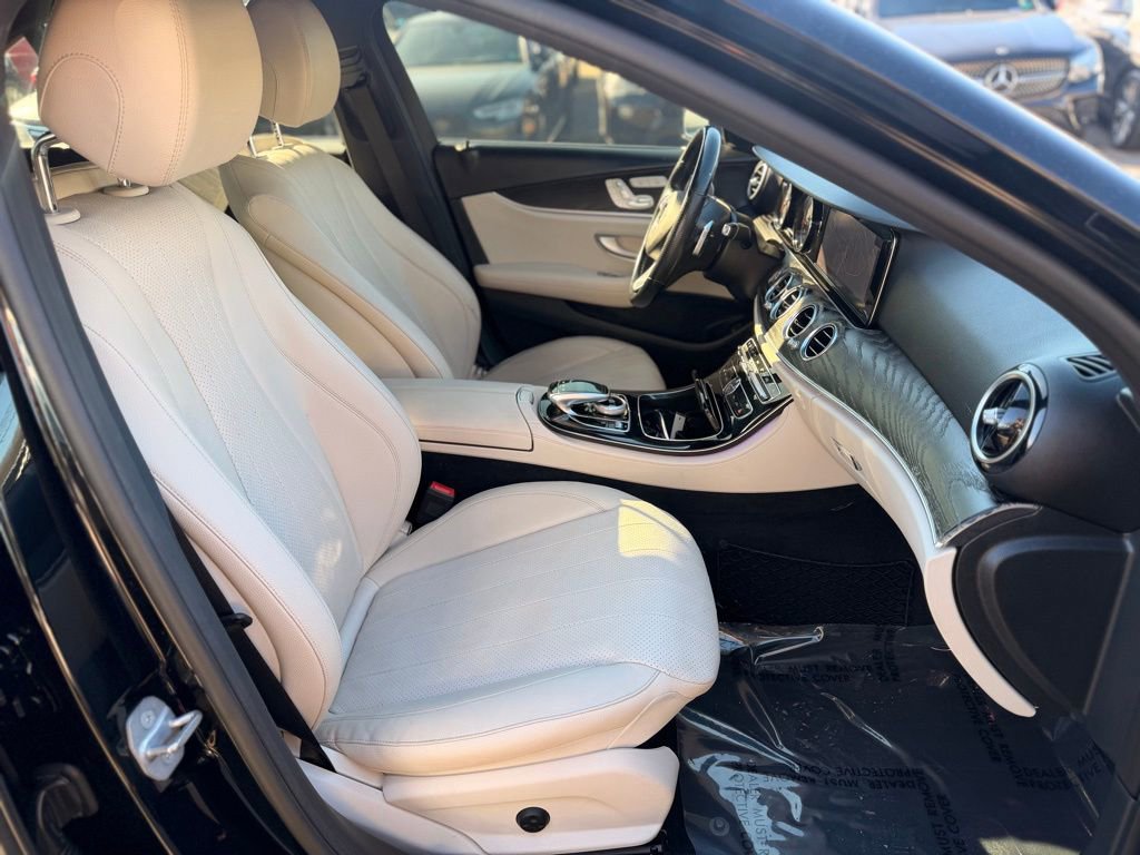 Used 2017 Mercedes-Benz E 300 4MATIC image 13