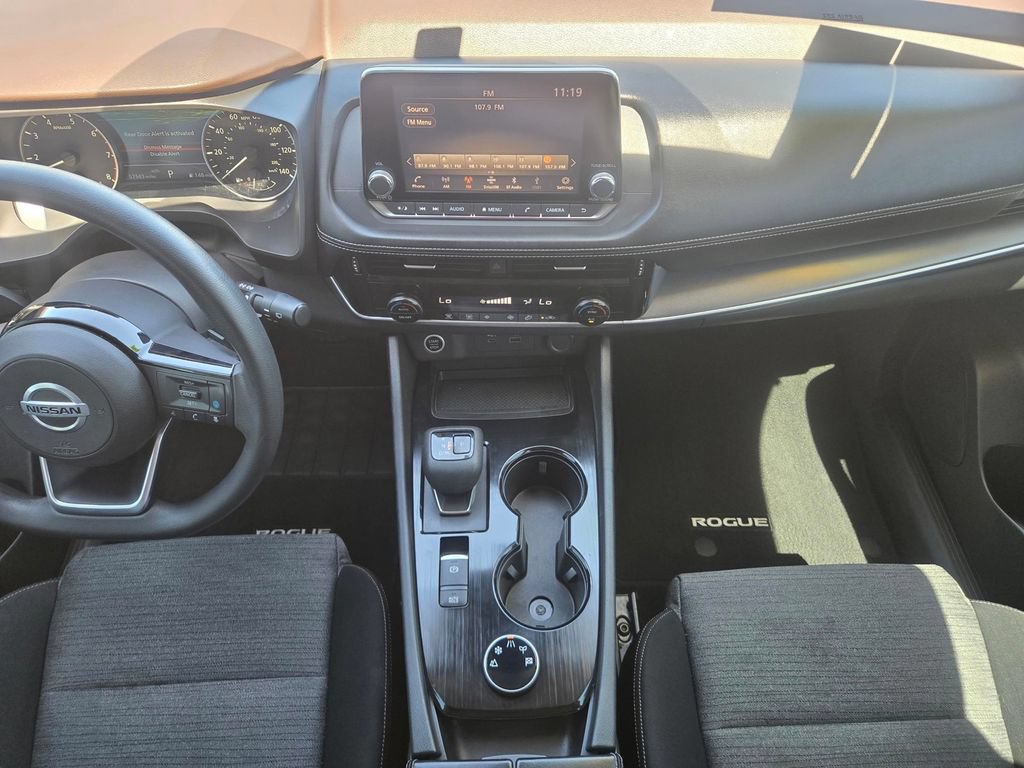Used 2021 Nissan Rogue SV AWD/4WD image 9