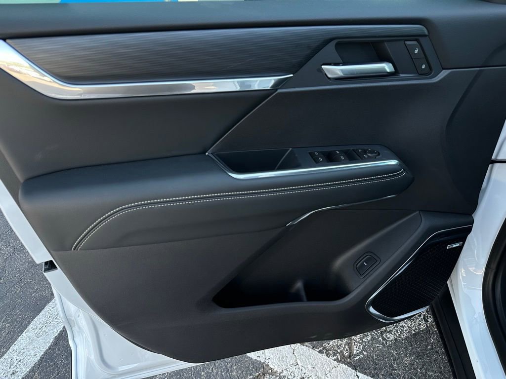 New 2026 GMC Acadia Elevation image 21