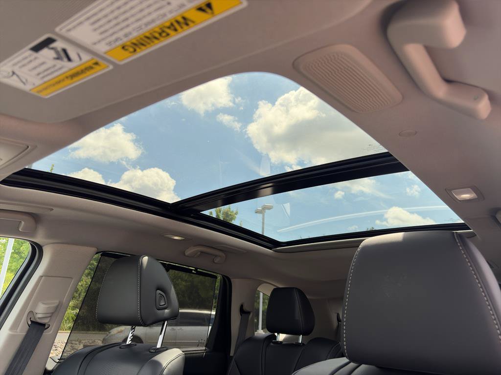 Certified 2026 Acura MDX w/ Technology Package FWD image 20