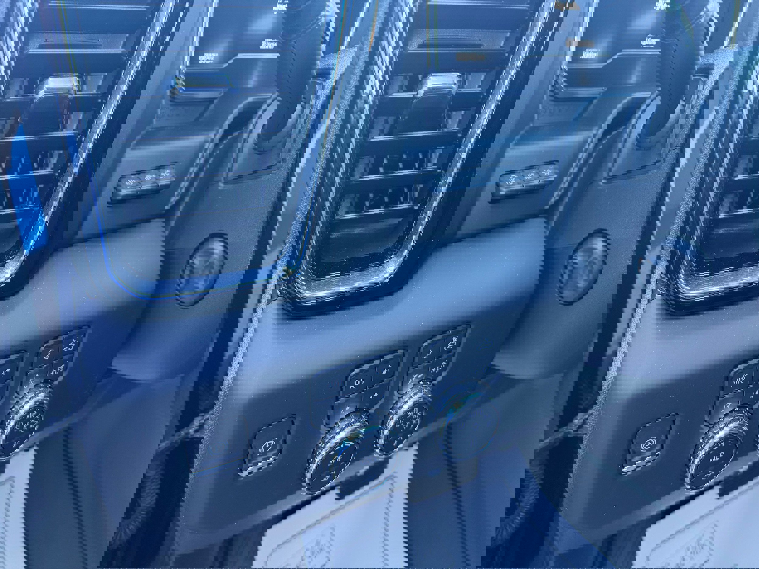 Used 2024 GMC Sierra 1500 Denali w/ Technology Package image 15