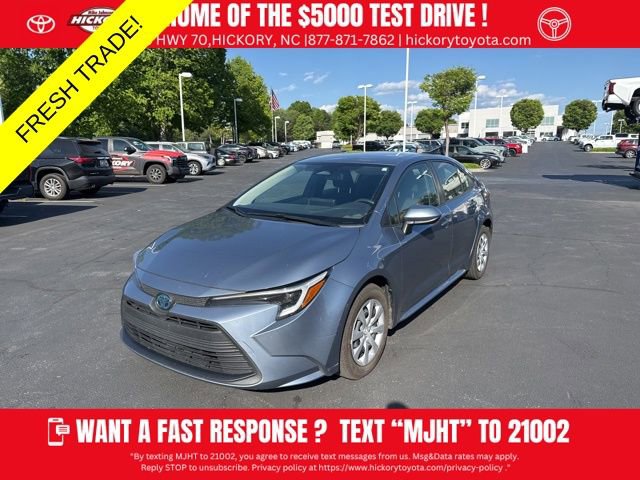 Used 2023 Toyota Corolla LE FWD image 1