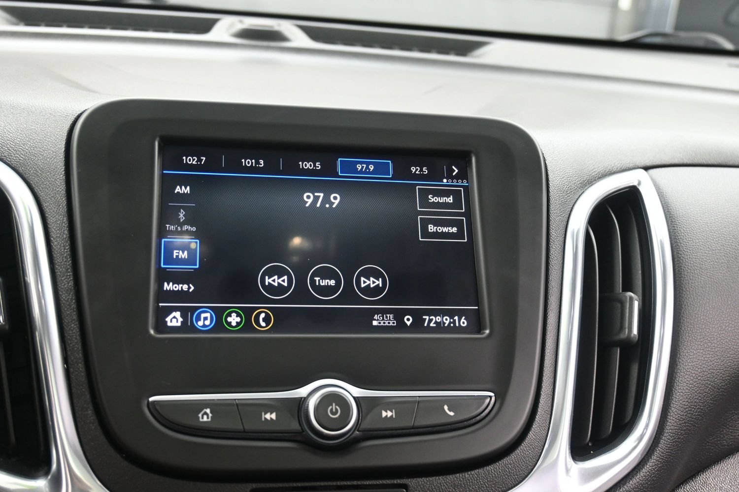 Used 2020 Chevrolet Equinox LT AWD/4WD image 28